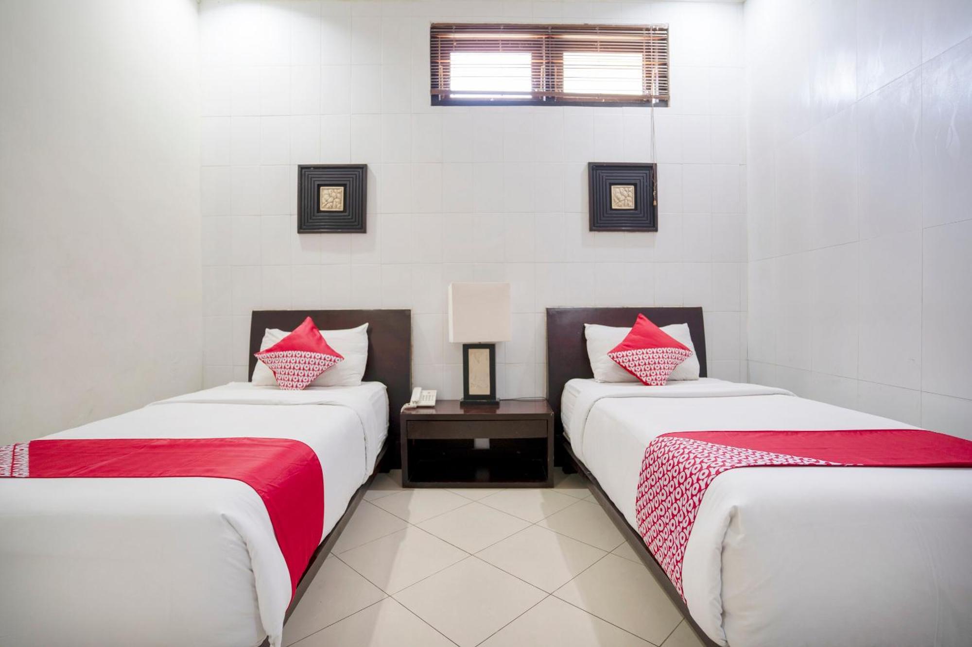 Oyo 482 Anika Guest House Kuta  Exterior photo