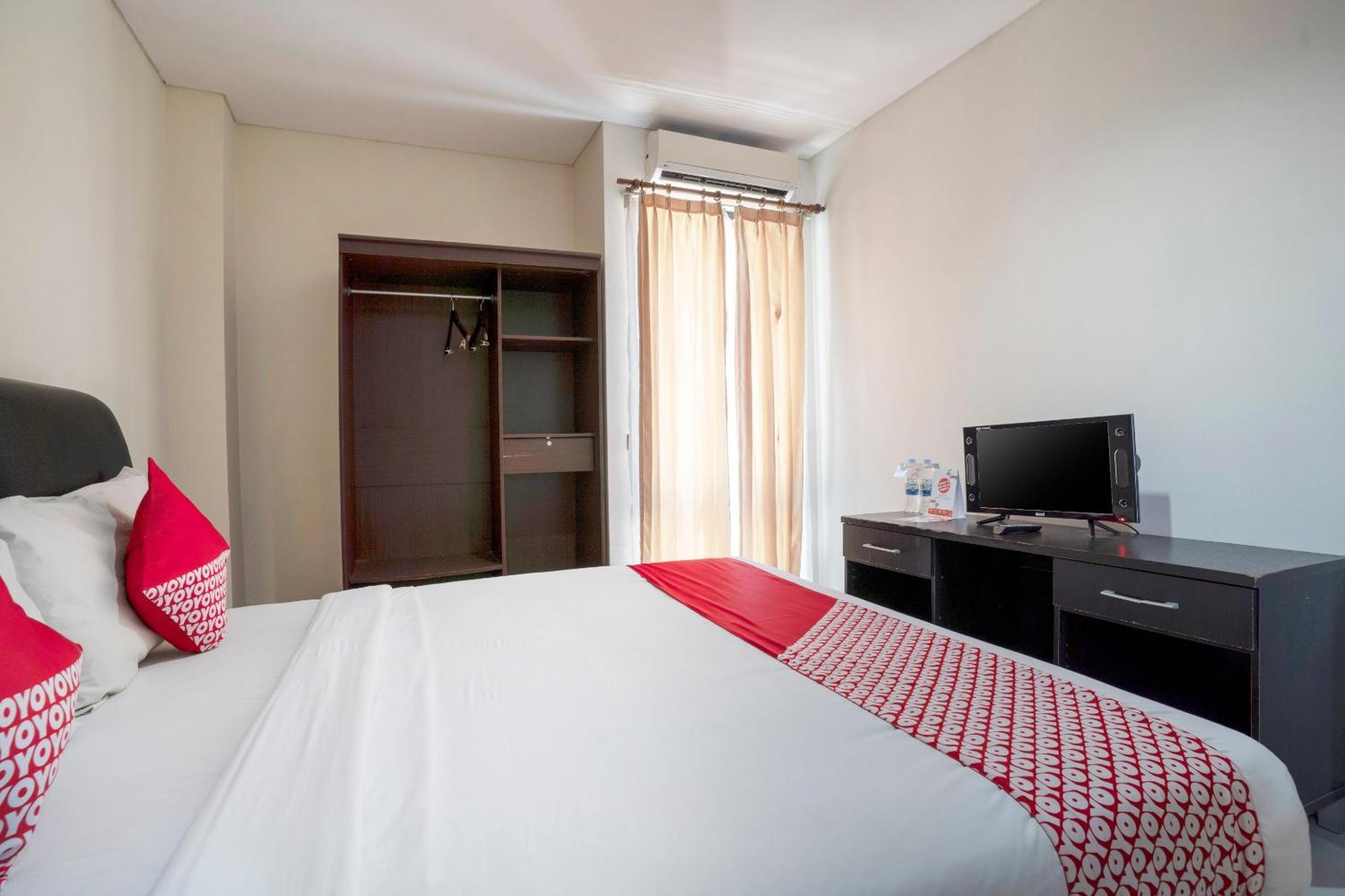 Oyo 482 Anika Guest House Kuta  Exterior photo
