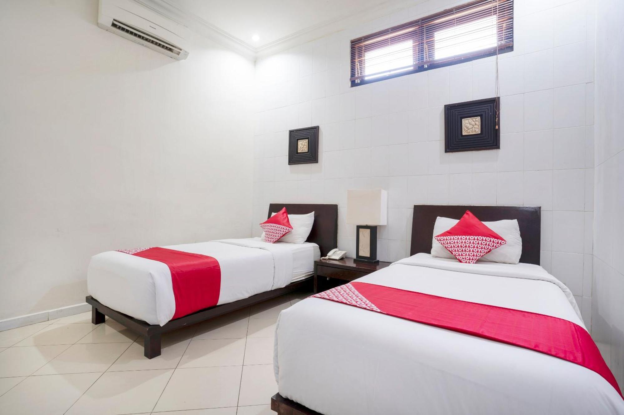 Oyo 482 Anika Guest House Kuta  Exterior photo